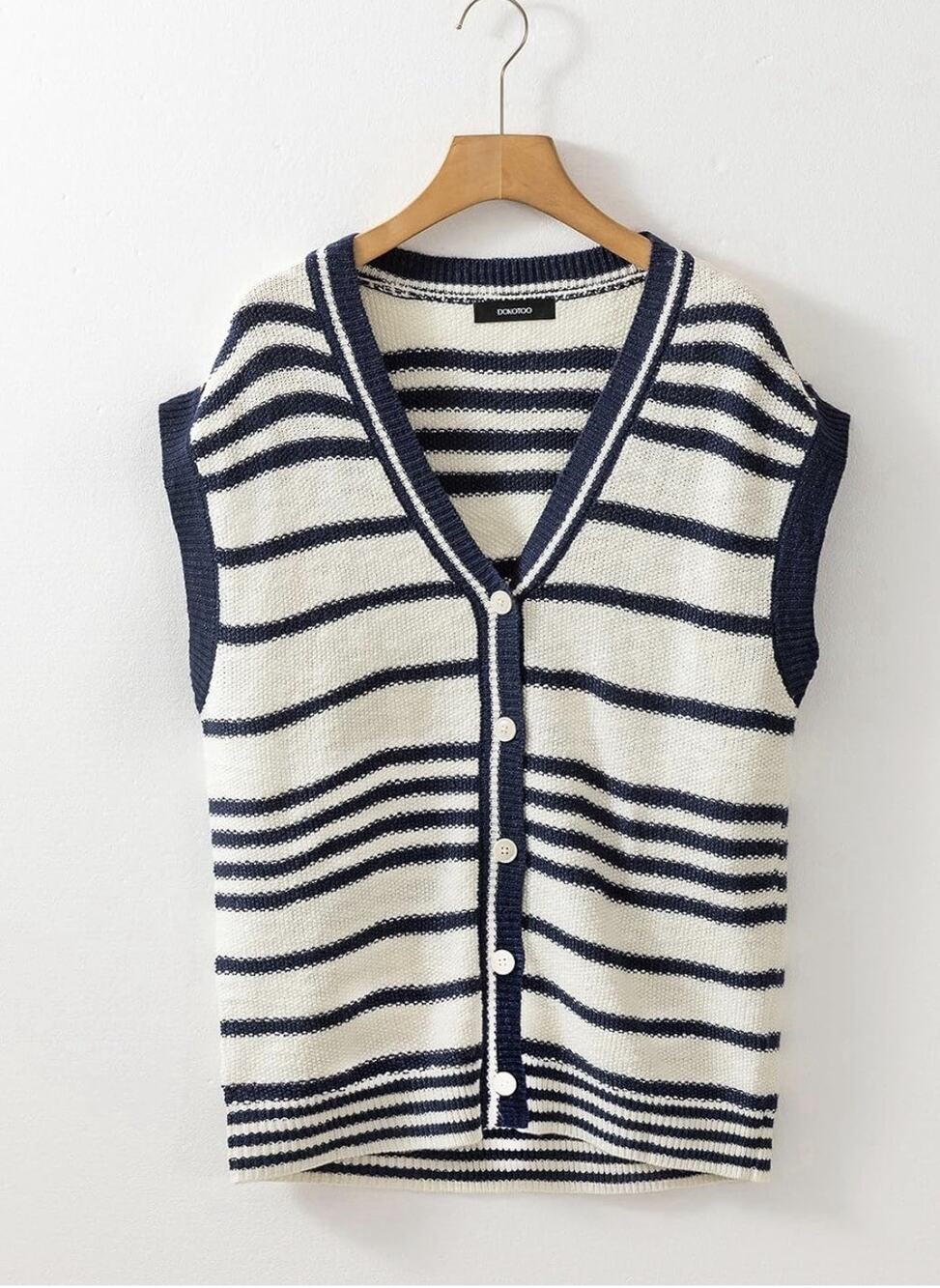 Dokotoo Button Up V Neck Sweater Vest Striped Navy Blue Women’s L